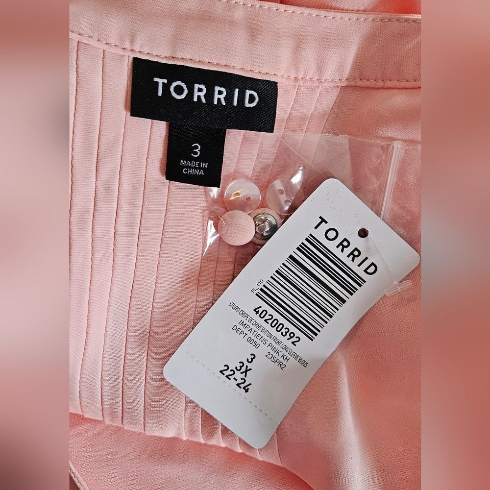 NWT Torrid Button Front Pleat Back Tunic Plus Size 3X - Picture 5 of 9
